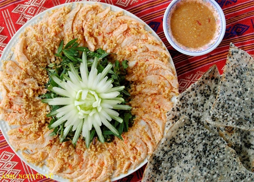 Gỏi cá và Lẩu cá bóp được chọn vào Top món ăn đặc sản Việt Nam